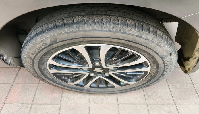 2022 Maruti Ertiga ZXI  CNG, Petrol, Manual, 18,964 km, tyre