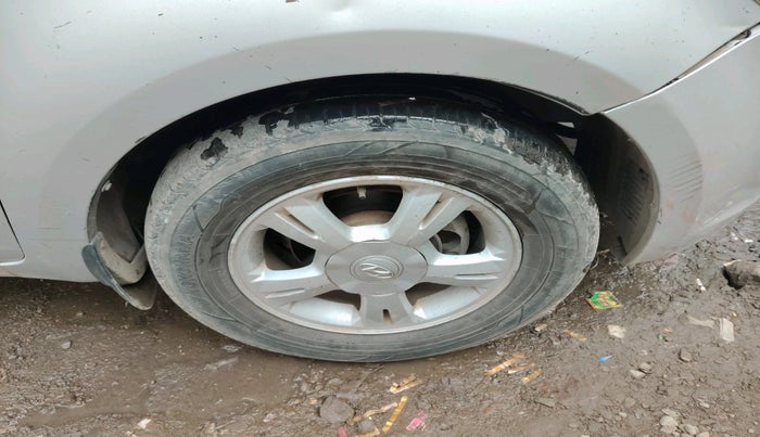 2011 Hyundai i20 SPORTZ 1.2, Petrol, Manual, 1,70,041 km, tyre