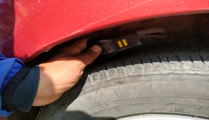 2011 Hyundai i10 MAGNA 1.2, Petrol, Manual, 62,505 km, tyre