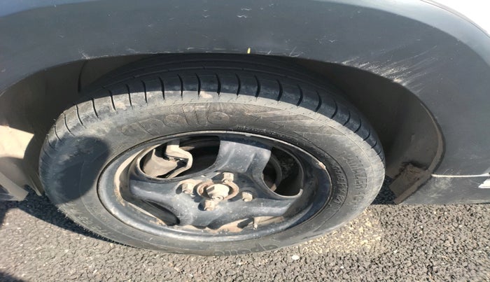 2018 Tata TIAGO NRG PETROL, Petrol, Manual, 32,128 km, tyre