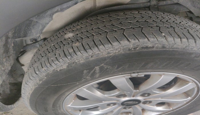 2018 Mahindra XUV500 W10 AT, Diesel, Automatic, 42,545 km, tyre