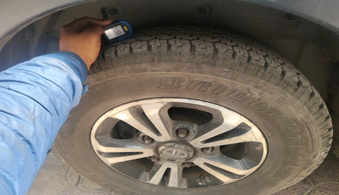 2018 Tata Hexa XM 4X2 7 STR, Diesel, Manual, 2,24,082 km, tyre