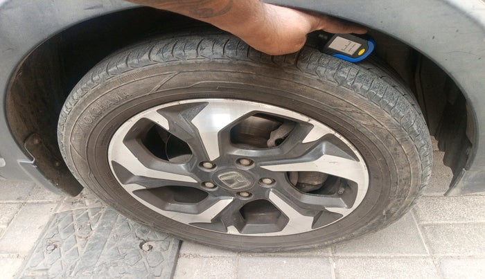 2016 Honda BR-V 1.5L I-VTEC V, Petrol, Manual, 70,855 km, tyre