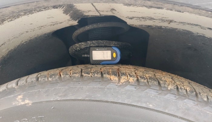 2013 Mahindra XUV500 W8, Diesel, Manual, 96,308 km, tyre