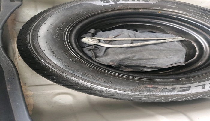 2012 Hyundai i20 SPORTZ 1.2, Petrol, Manual, 76,402 km, tyre