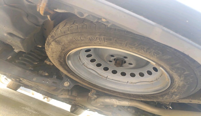 2023 Mahindra XUV700 AX 5 D MT 7 STR, Diesel, Manual, 40,399 km, tyre