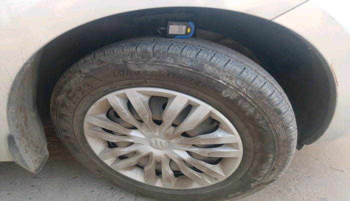 2017 Maruti Dzire VXI, Petrol, Manual, 58,445 km, tyre