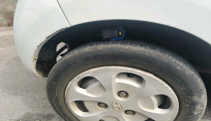 2014 Tata Nano TWIST XT, Petrol, Manual, 1,14,216 km, tyre