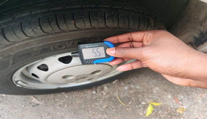 2016 Tata Tiago XM PETROL, Petrol, Manual, 51,018 km, tyre