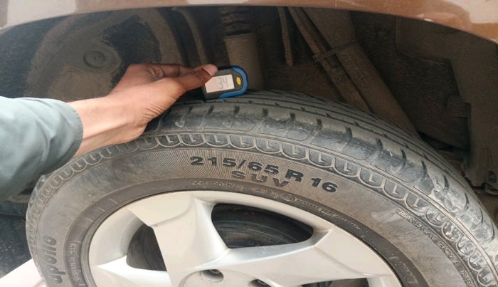 2014 Renault Duster 85 PS RXL DIESEL, Diesel, Manual, 36,910 km, tyre