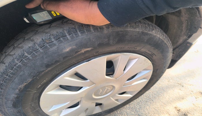 2013 Maruti Swift VDI, Diesel, Manual, 62,498 km, tyre