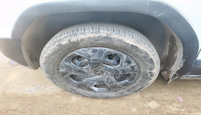 2024 Tata PUNCH PURE MT, Petrol, Manual, 35,818 km, tyre