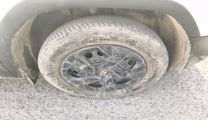 2024 Tata PUNCH PURE MT, Petrol, Manual, 35,818 km, tyre