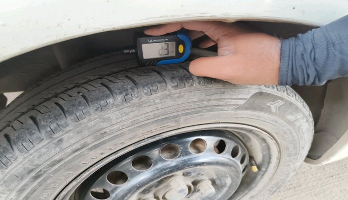 2013 Honda Amaze 1.5L I-DTEC S, Diesel, Manual, 1,34,341 km, tyre