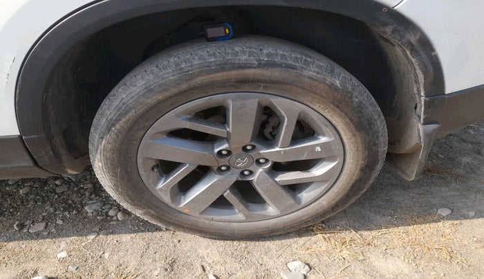 2022 Tata Safari XT PLUS, Diesel, Manual, 43,006 km, tyre