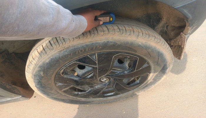 2023 Tata PUNCH ADVENTURE MT, Petrol, Manual, 17,874 km, tyre