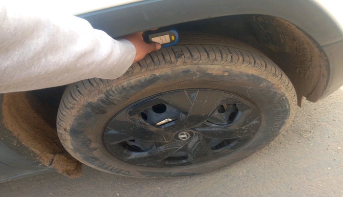 2023 Tata PUNCH ADVENTURE MT, Petrol, Manual, 17,874 km, tyre