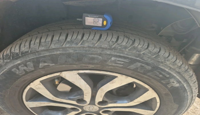 2014 Nissan Terrano XL D PLUS, Diesel, Manual, 78,258 km, tyre