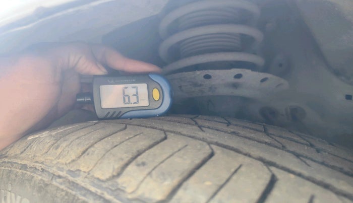 2017 Honda City 1.5L I-VTEC VX, Petrol, Manual, 1,08,817 km, tyre