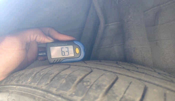 2017 Honda City 1.5L I-VTEC VX, Petrol, Manual, 1,08,817 km, tyre