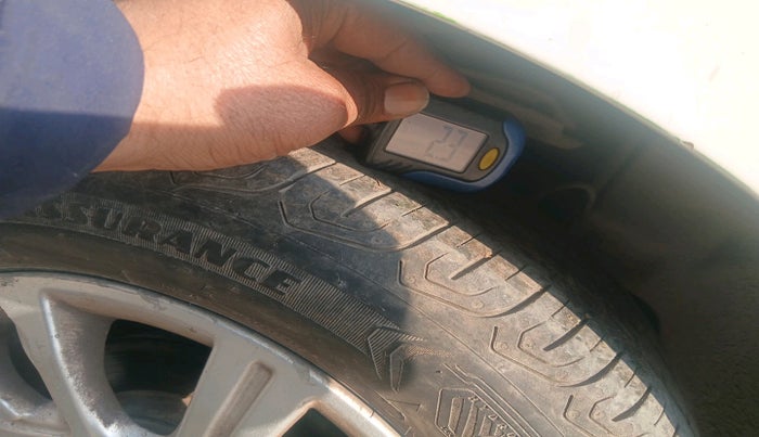 2018 Tata Tiago XZA PETROL, Petrol, Automatic, 1,04,997 km, tyre