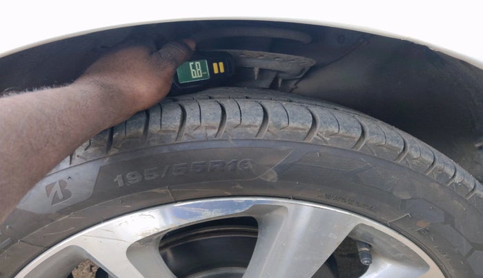 2016 Hyundai Elite i20 ASTA 1.4 CRDI (O), Diesel, Manual, 75,070 km, tyre