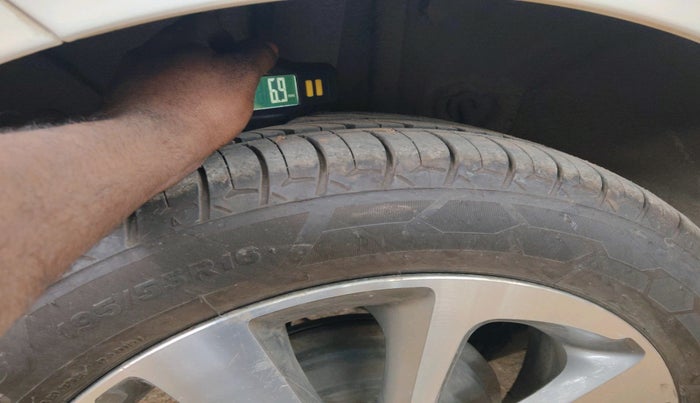 2016 Hyundai Elite i20 ASTA 1.4 CRDI (O), Diesel, Manual, 75,070 km, tyre