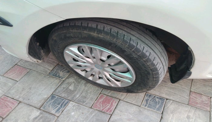 2024 Maruti Dzire TOUR S CNG, Petrol, Manual, 50,233 km, tyre