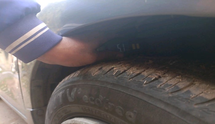 2016 Maruti Celerio ZXI, Petrol, Manual, 1,19,491 km, tyre