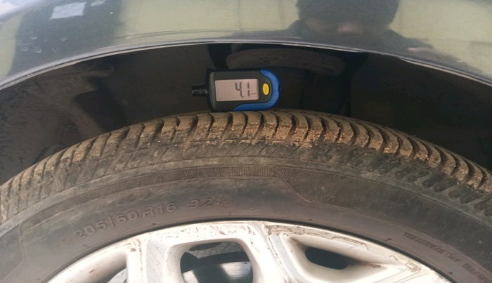 2014 Ford Ecosport TITANIUM 1.5L PETROL AT, Petrol, Automatic, 66,326 km, tyre