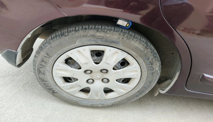 2016 Honda Amaze 1.2L I-VTEC SX, Petrol, Manual, 69,607 km, tyre