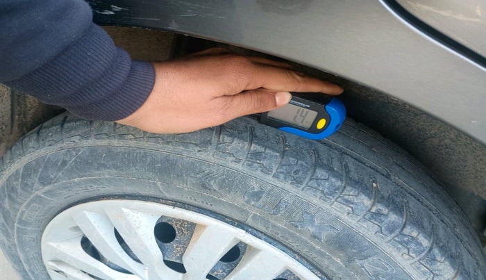 2021 Maruti Dzire VXI, Petrol, Manual, 85,601 km, tyre