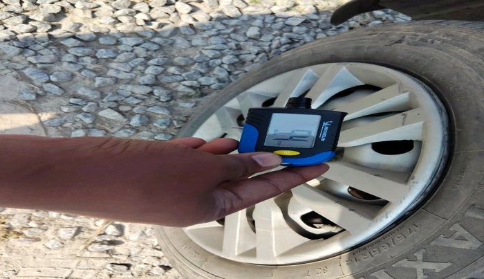 2012 Ford Figo LXI 1.4 DIESEL, Diesel, Manual, 95,872 km, tyre