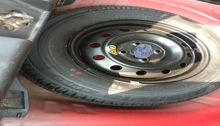 2018 Maruti Swift ZXI, Petrol, Manual, 35,065 km, tyre