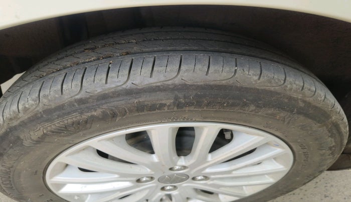 2023 Maruti Dzire ZXI CNG, Petrol, Manual, 15,656 km, tyre