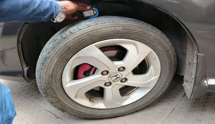 2014 Honda City 1.5L I-VTEC VX CVT, Petrol, Automatic, 1,21,600 km, tyre