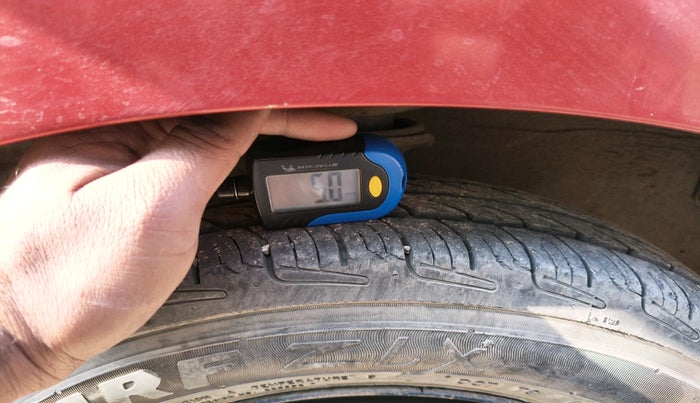 2012 Maruti Alto 800 LXI, Petrol, Manual, 1,20,689 km, tyre