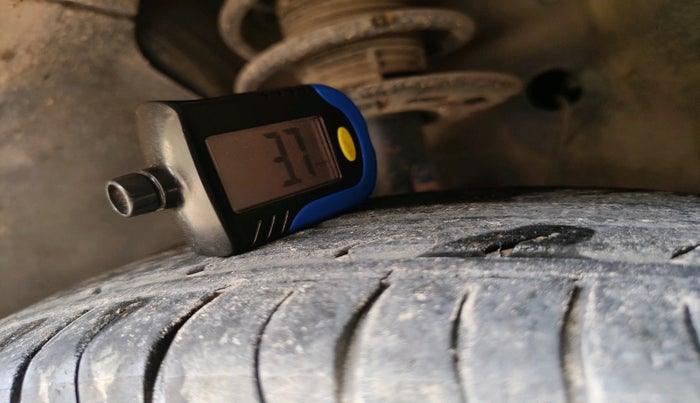 2021 Maruti Swift VXI, Petrol, Manual, 87,824 km, tyre