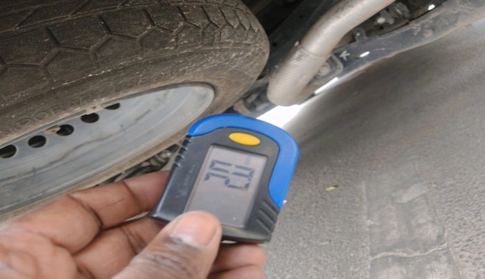 2022 Mahindra XUV700 AX 5 D AT 7 STR, Diesel, Automatic, 52,813 km, tyre