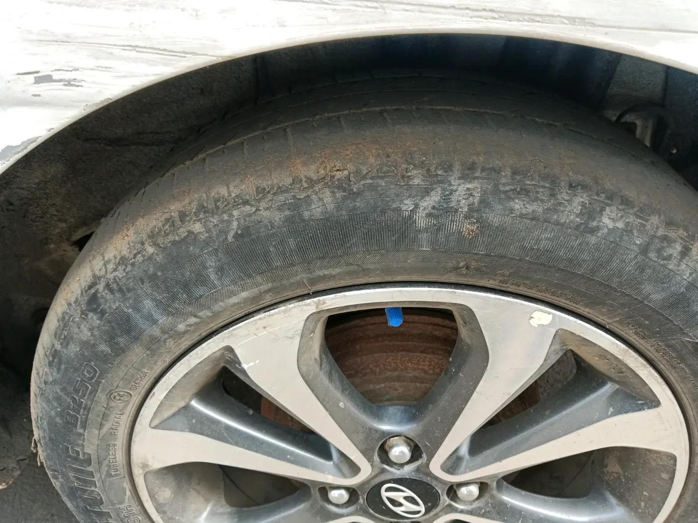 2014 Hyundai Xcent SX 1.1 CRDI (O), Diesel, Manual, 87,377 km, tyre