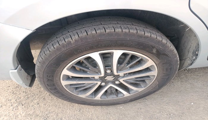 2023 Maruti Ertiga ZXi (O), Petrol, Manual, 61,685 km, tyre