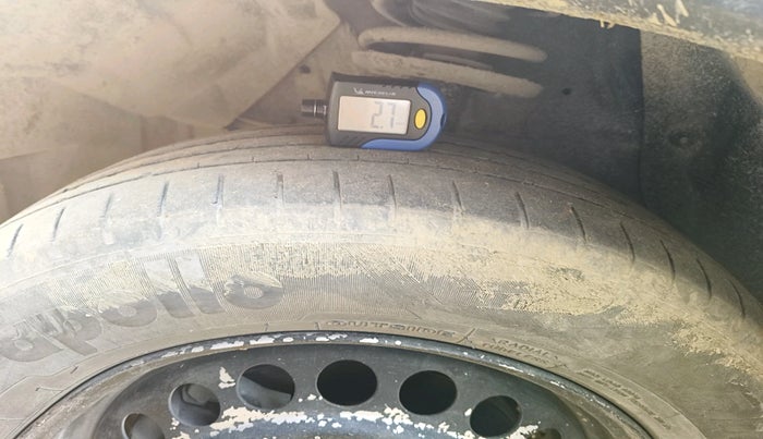 2016 Maruti Vitara Brezza VDI, Diesel, Manual, 1,40,000 km, tyre