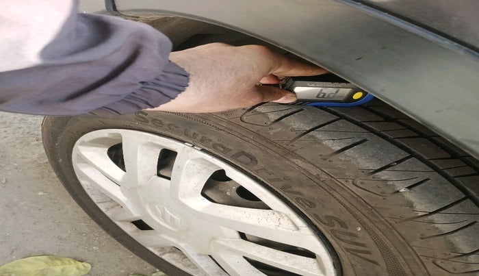 2017 Maruti Vitara Brezza VDI (O), Diesel, Manual, 1,84,965 km, tyre