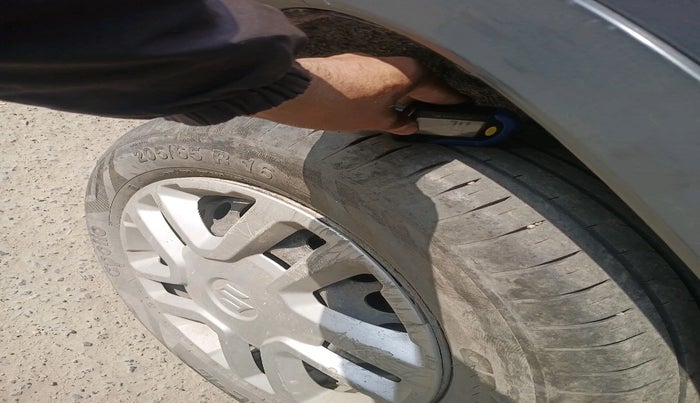 2017 Maruti Vitara Brezza VDI (O), Diesel, Manual, 1,84,965 km, tyre