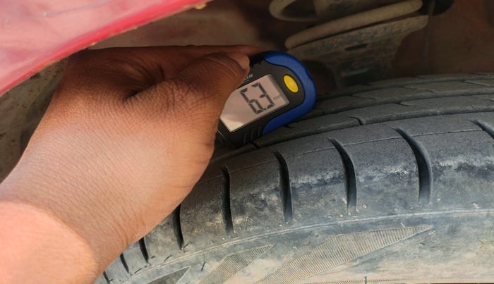 2013 Maruti Wagon R Stingray LXI, Petrol, Manual, 60,233 km, tyre