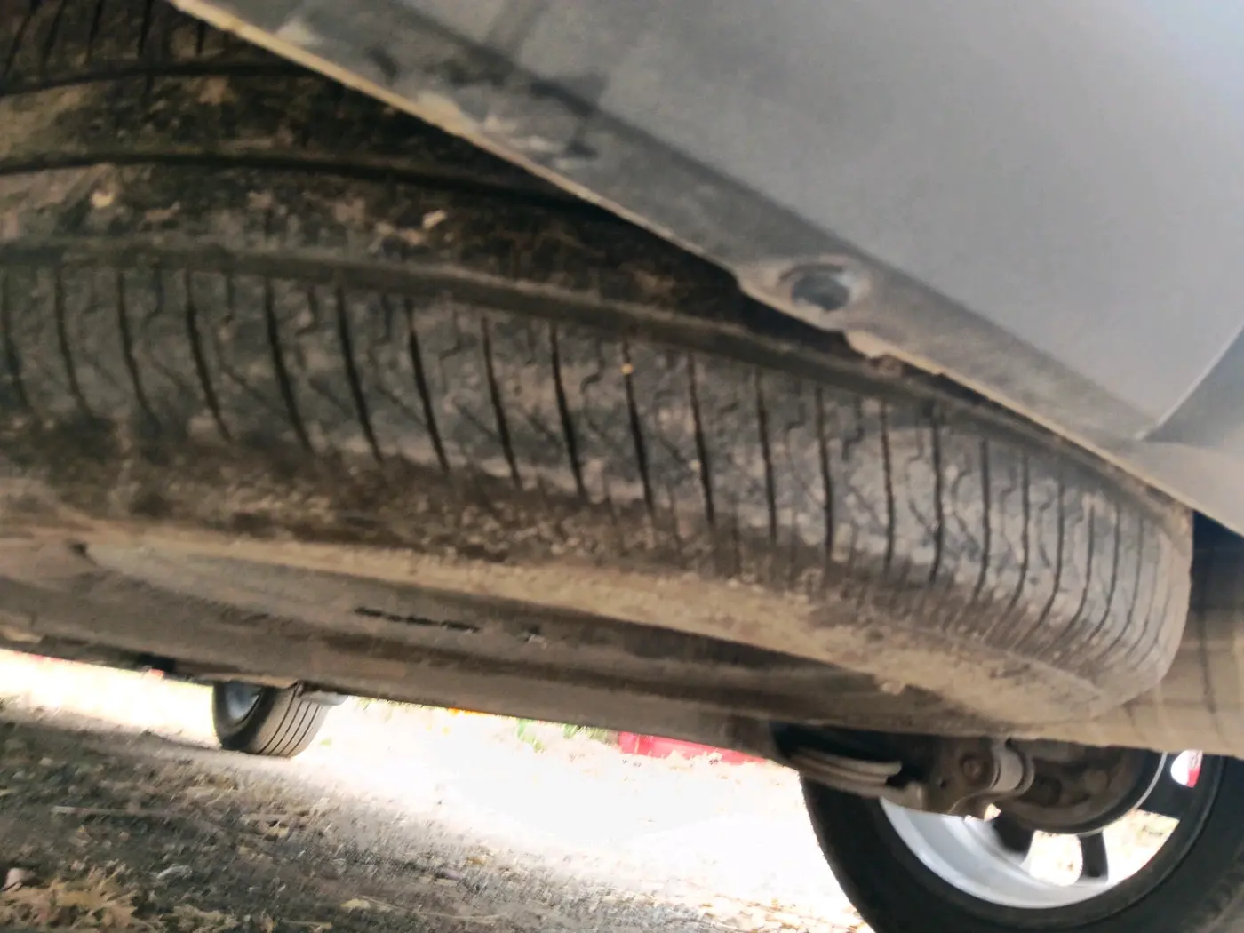 2024 Tata PUNCH ACCOMPLISHED DAZZLE SUNROOF CNG MT, CNG, Manual, 50,728 km, tyre