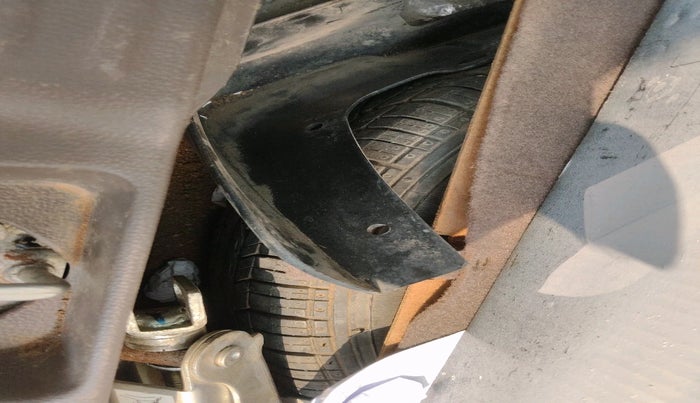 2012 Maruti Zen Estilo LXI, Petrol, Manual, 24,008 km, tyre