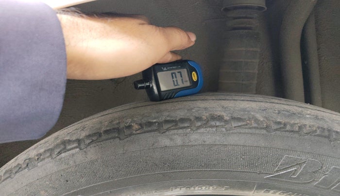 2017 Nissan Micra XV CVT, Petrol, Automatic, 73,852 km, tyre