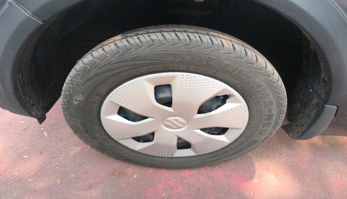 2024 Maruti Alto K10 VXI, Petrol, Manual, 9,369 km, tyre