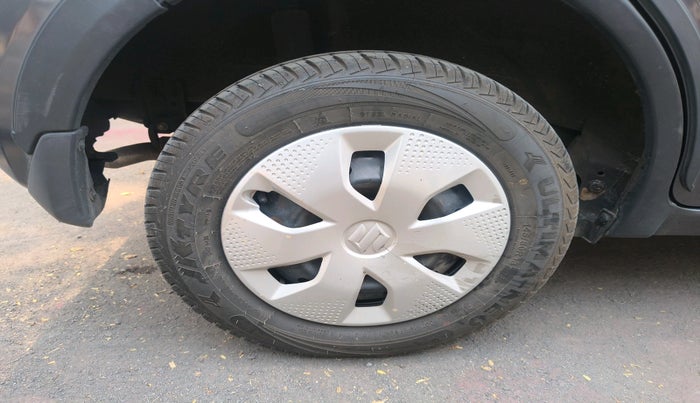 2024 Maruti Alto K10 VXI, Petrol, Manual, 9,369 km, tyre